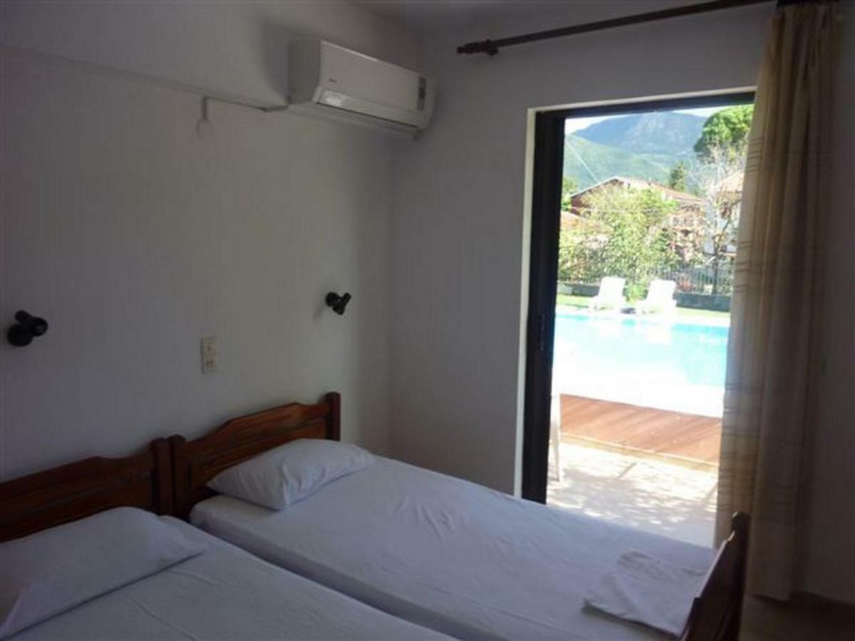Stathis Apartments Dassia  Extérieur photo